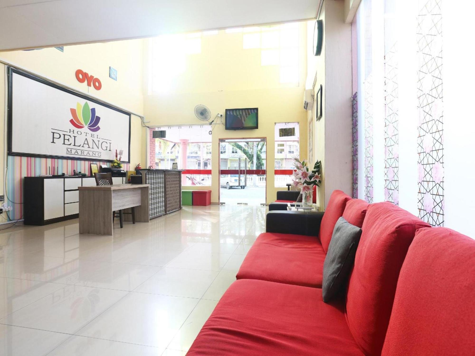 Super Oyo 89640 Hotel Pelangi Marang Esterno foto