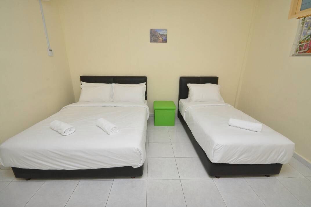 Super Oyo 89640 Hotel Pelangi Marang Esterno foto