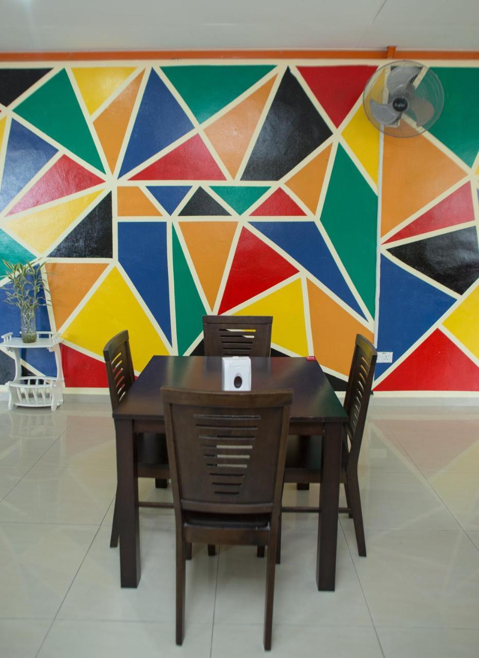 Super Oyo 89640 Hotel Pelangi Marang Esterno foto